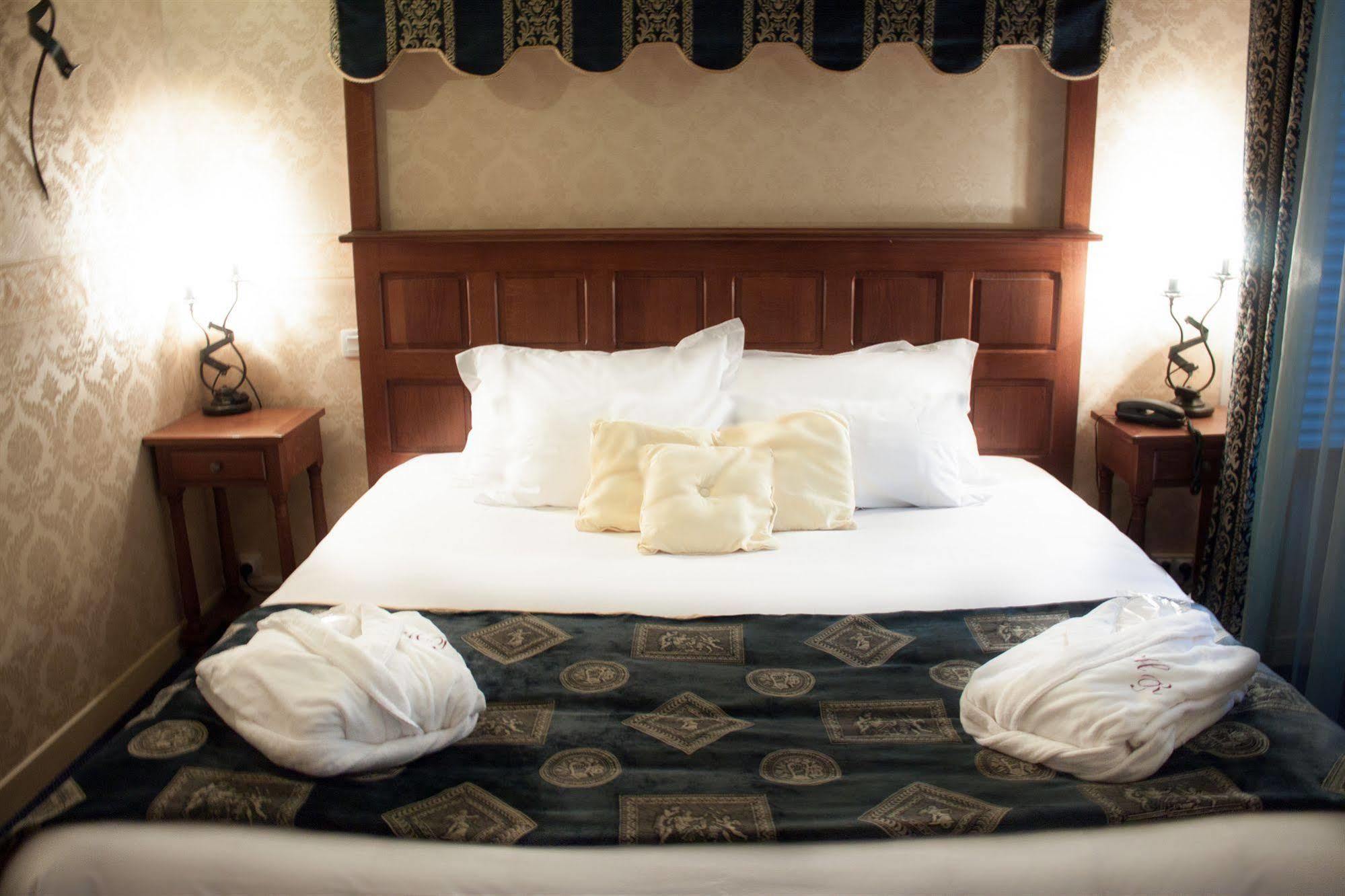 Hotel Riquet Тулуза Екстериор снимка